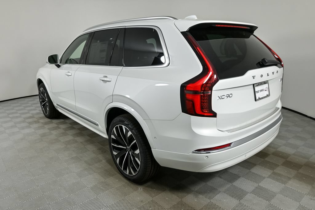 New 2026 Volvo XC90 B6 Plus w/ Protection Package Premier AWD/4WD image 3