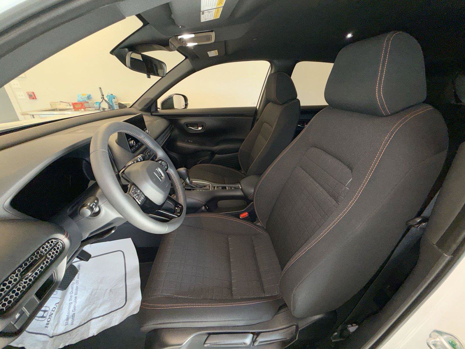 Used 2024 Honda HR-V Sport image 13