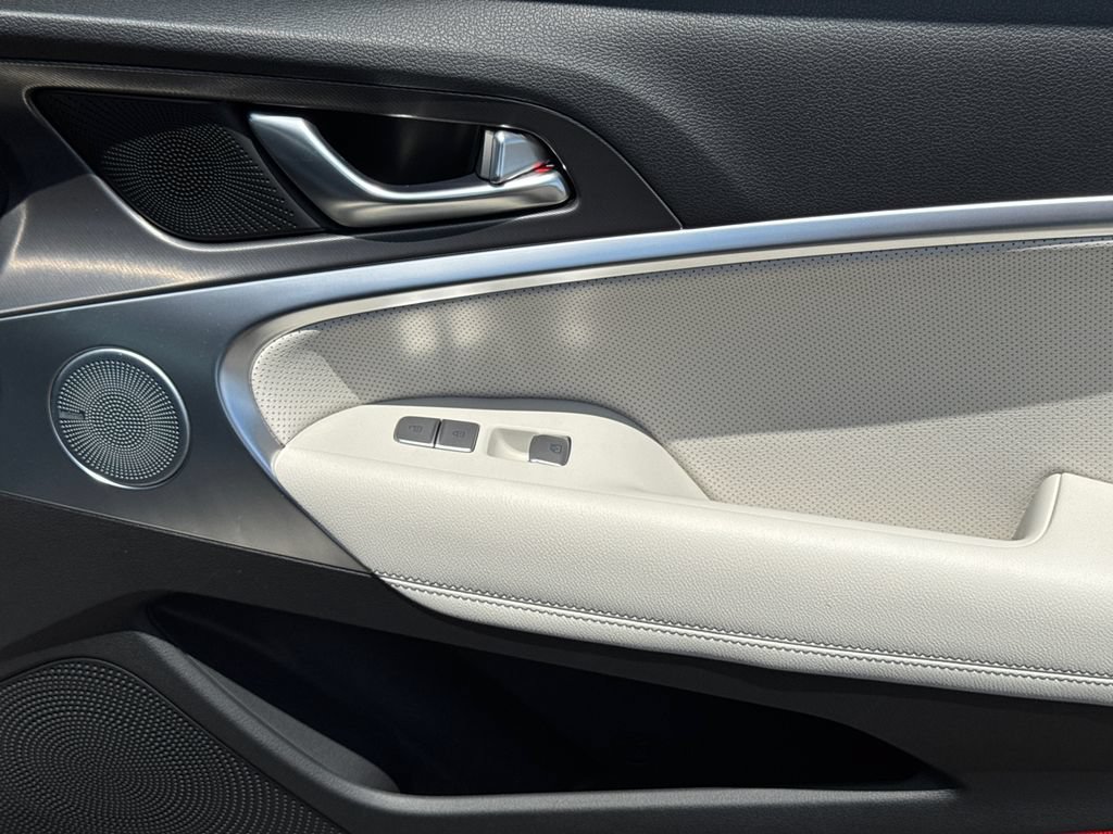 New 2026 Genesis G70 3.3T Sport Prestige RWD image 16