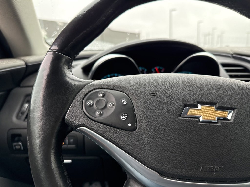 Used 2017 Chevrolet Impala Premier w/ Enhanced Convenience Package image 18
