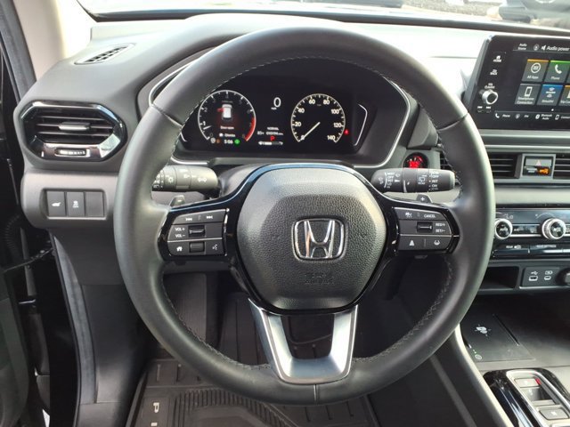 Used 2025 Honda Pilot EX-L image 7