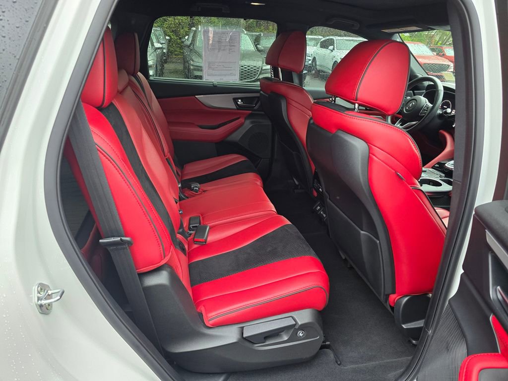 Used 2024 Acura MDX A-Spec image 12