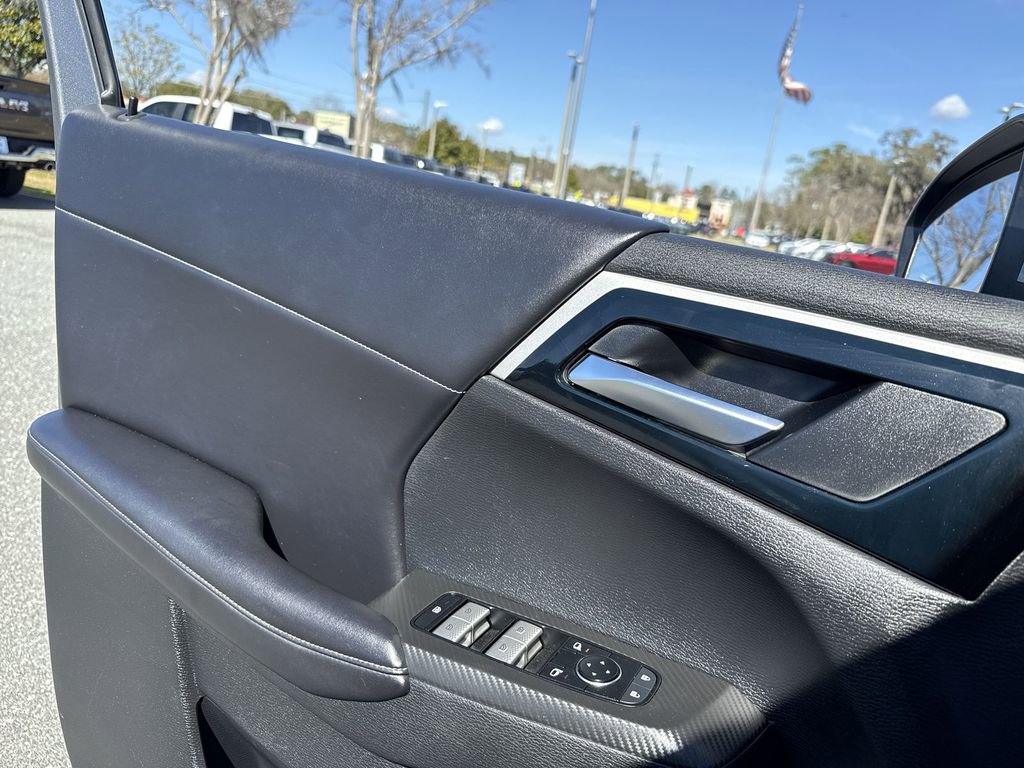 Used 2022 Mitsubishi Outlander SEL Black Edition image 10