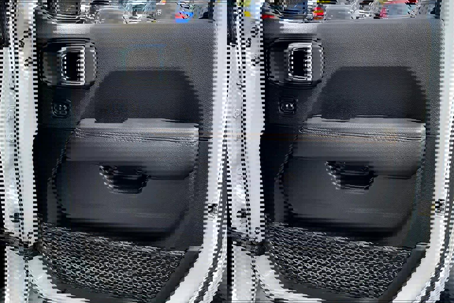 Used 2023 Jeep Wrangler Unlimited Sahara image 22