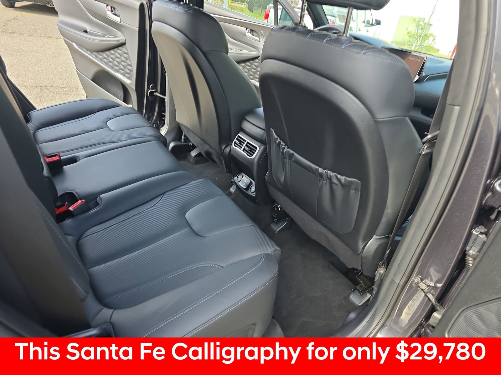 Used 2023 Hyundai Santa Fe Calligraphy image 17