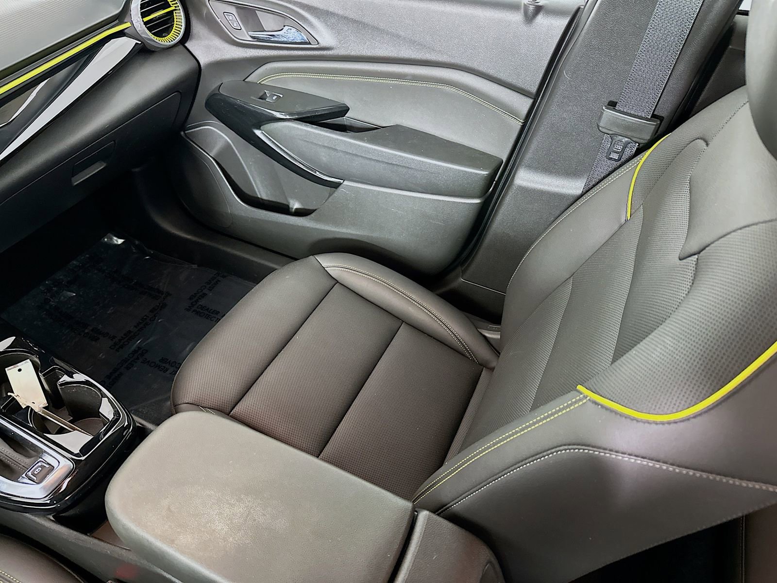 Used 2024 Chevrolet Trax ACTIV w/ Driver Confidence Package image 23