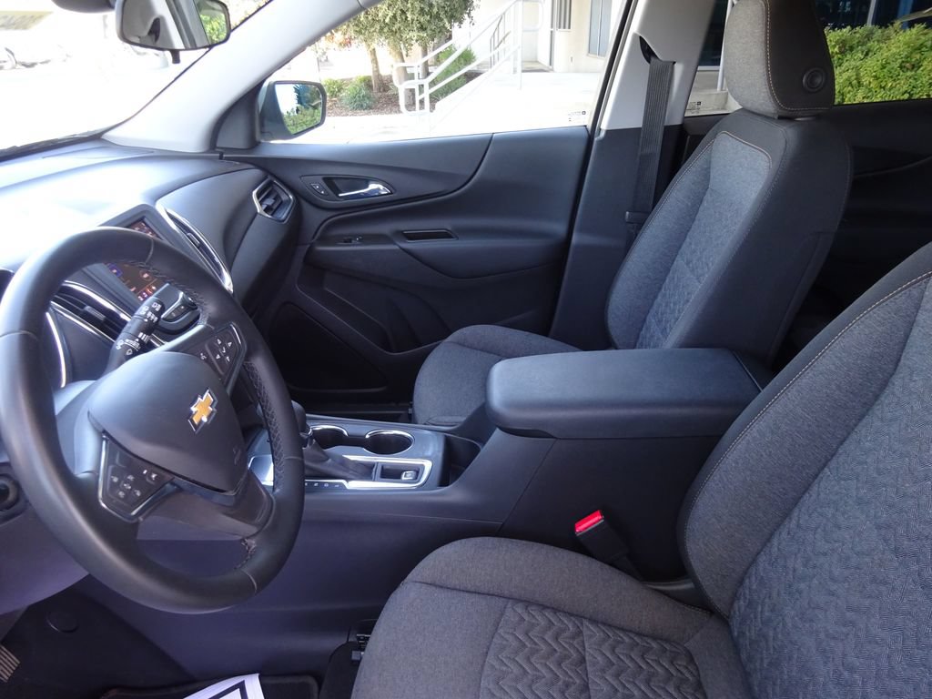Certified 2024 Chevrolet Equinox LT FWD image 13