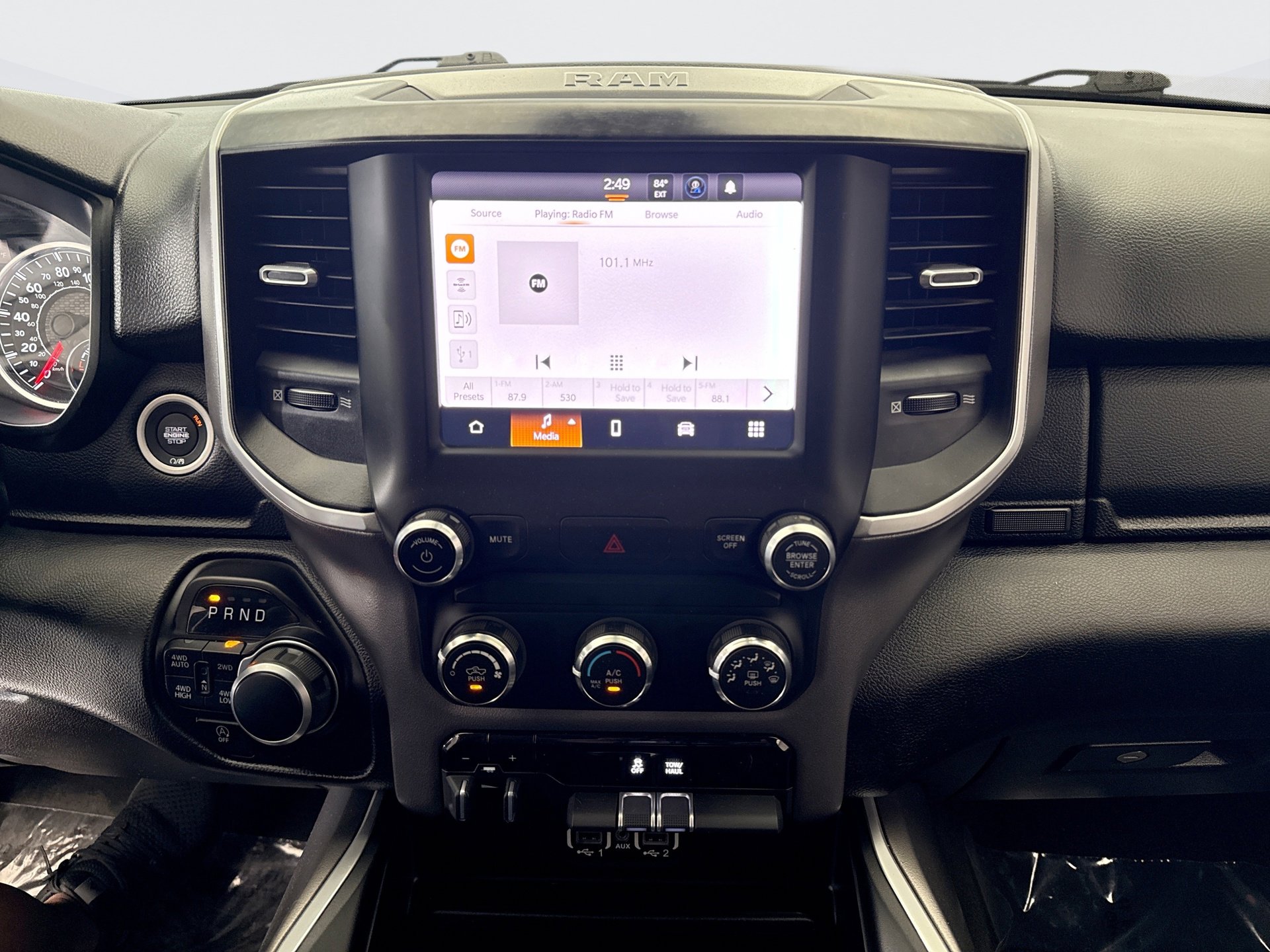 Used 2022 RAM 1500 Big Horn AWD/4WD image 14