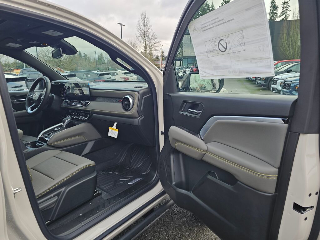 New 2026 Chevrolet Colorado ZR2 w/ Technology Package image 34