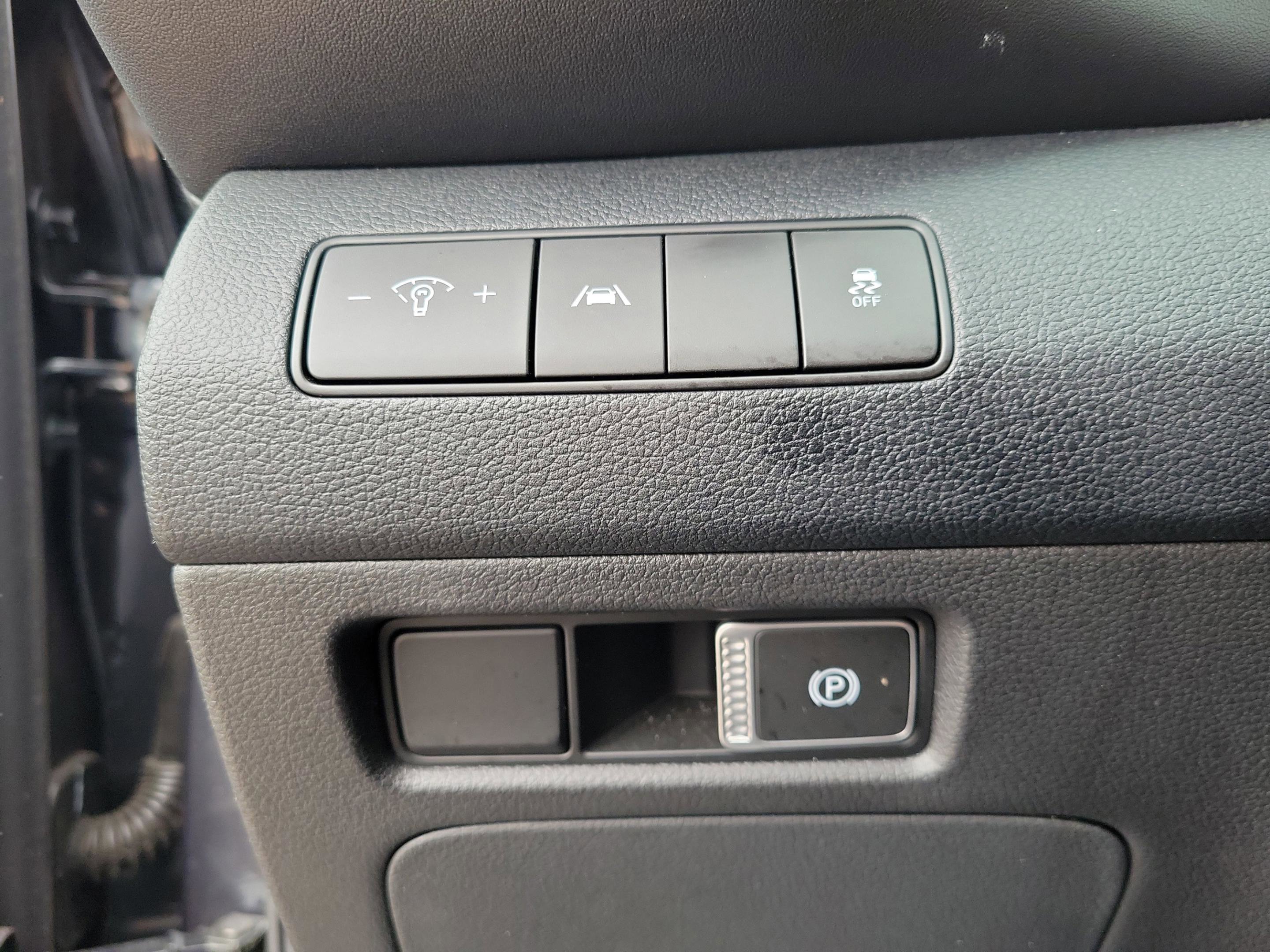 Certified 2023 Hyundai Santa Fe SE image 21