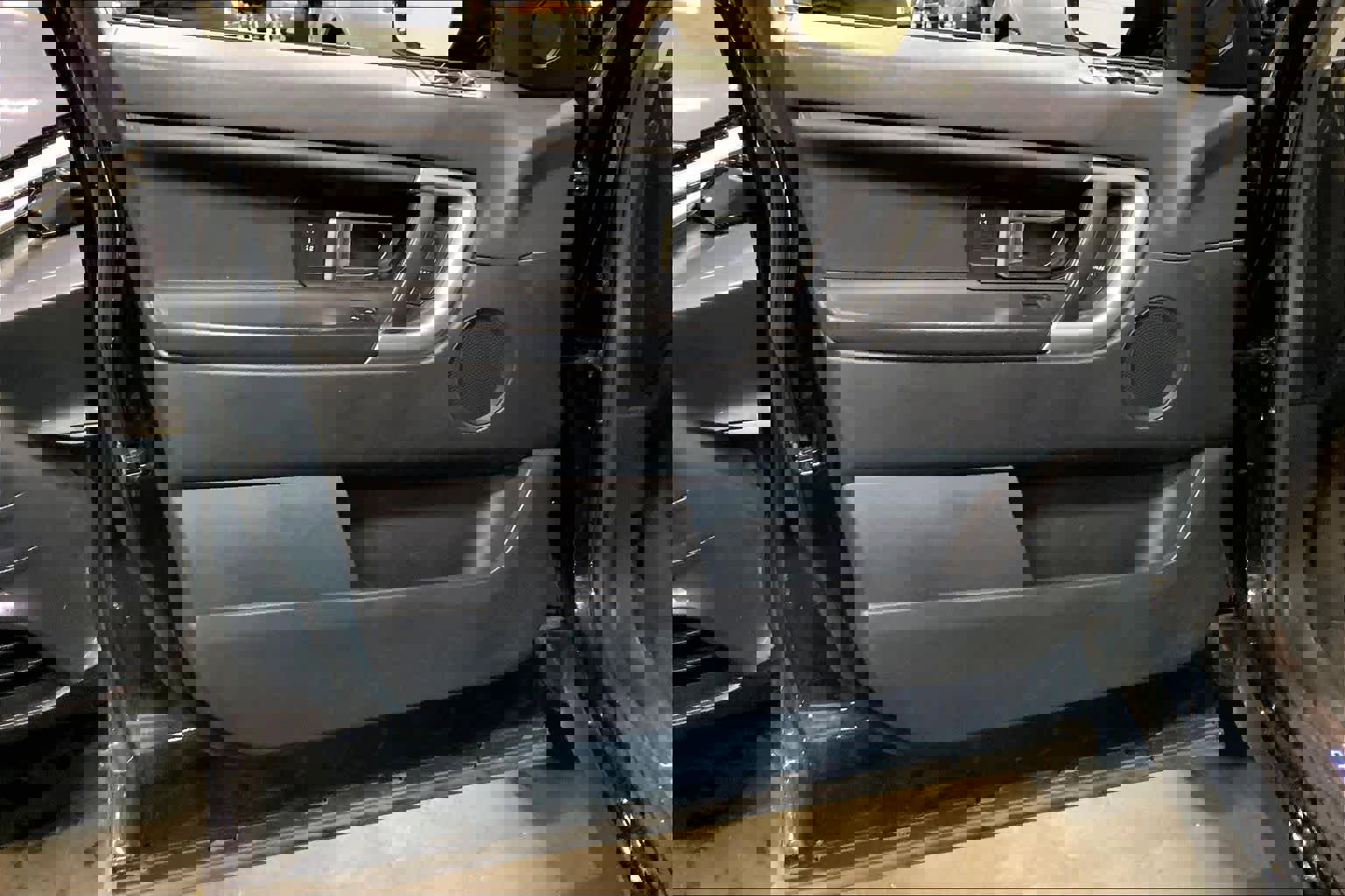 Used 2017 Land Rover Discovery Sport HSE Luxury image 21