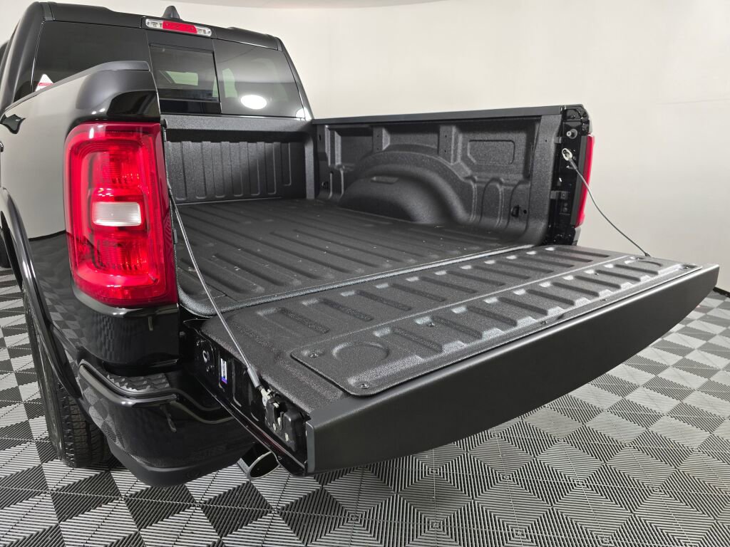 New 2025 RAM 1500 Big Horn image 13