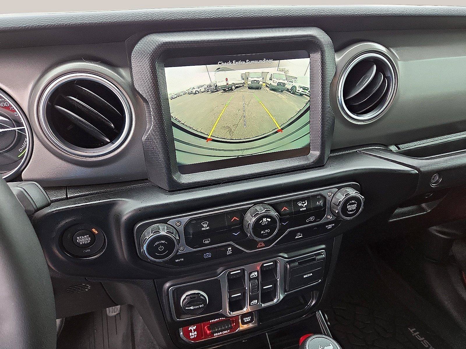 Used 2023 Jeep Wrangler Unlimited Rubicon 4xe AWD/4WD image 17