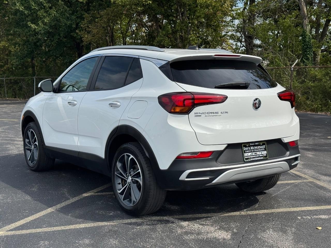 Used 2022 Buick Encore GX Select image 6