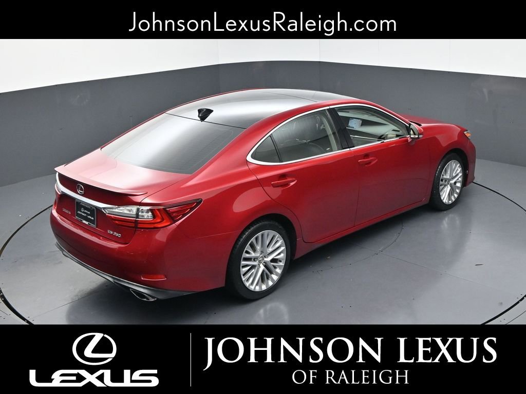 Used 2016 Lexus ES 350 w/ Luxury Package w/Wood Trim image 27