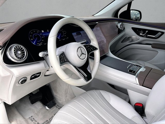 Certified 2023 Mercedes-Benz EQS 580 4MATIC SUV image 13