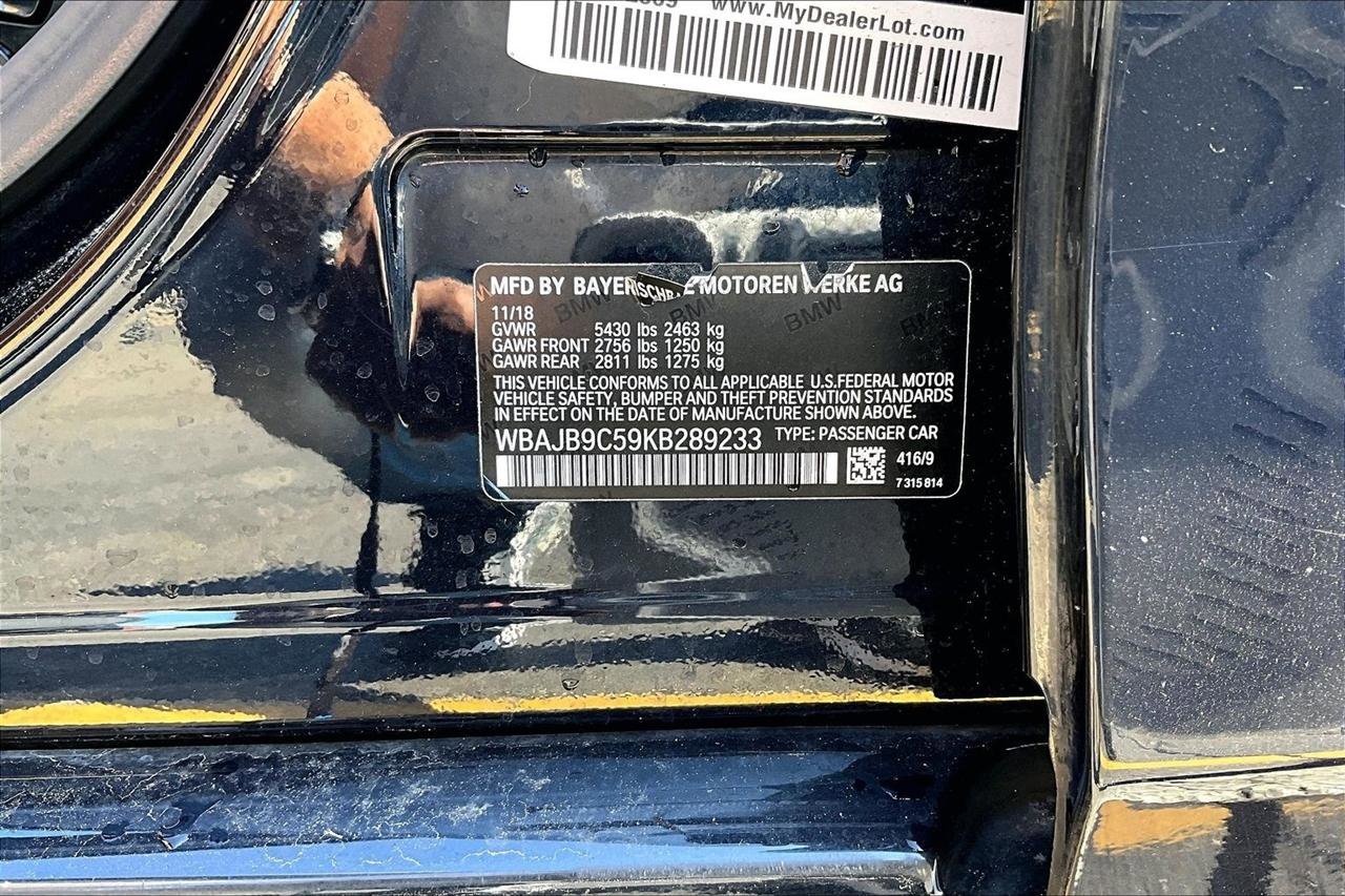 Used 2019 BMW M550i xDrive image 19