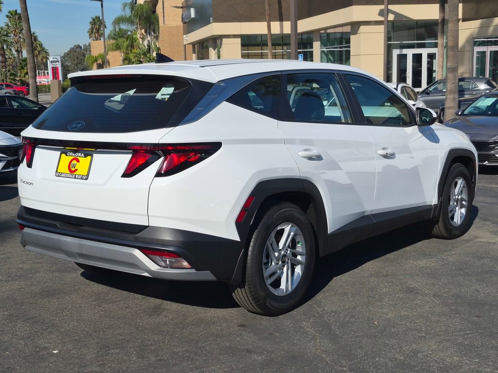 Used 2025 Hyundai Tucson SE image 7