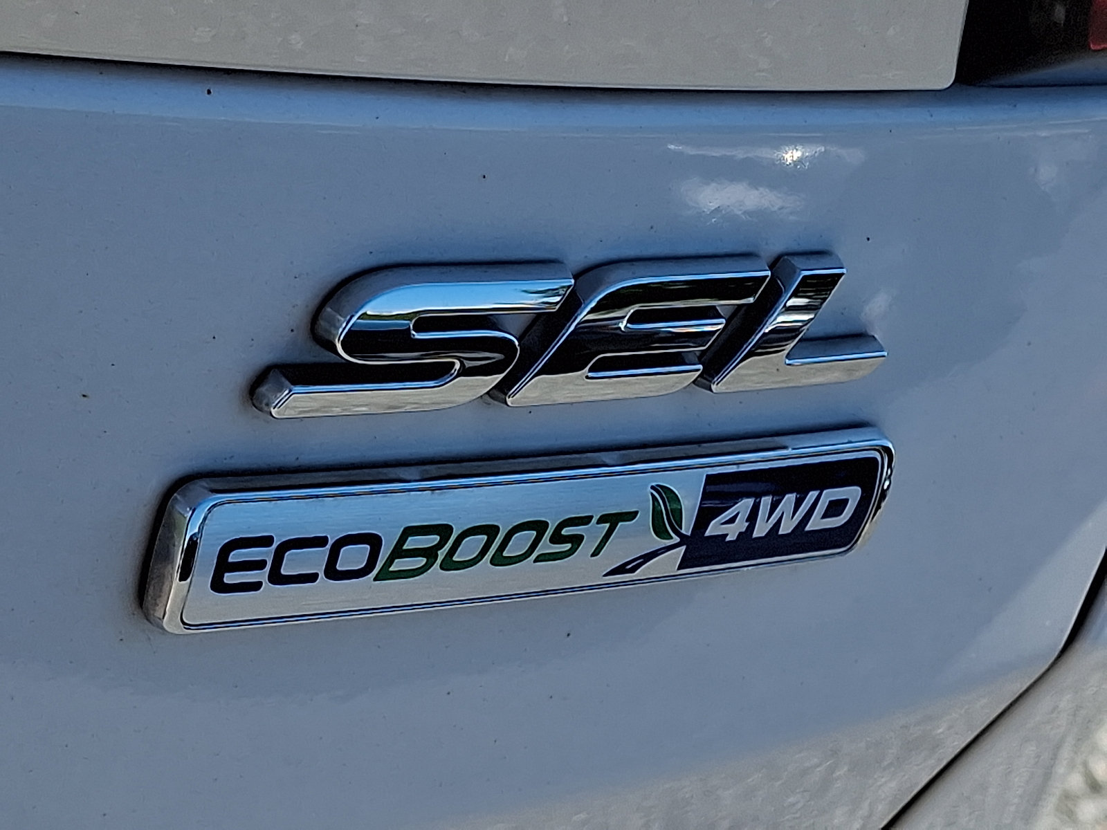 Used 2019 Ford Escape SEL AWD/4WD image 29