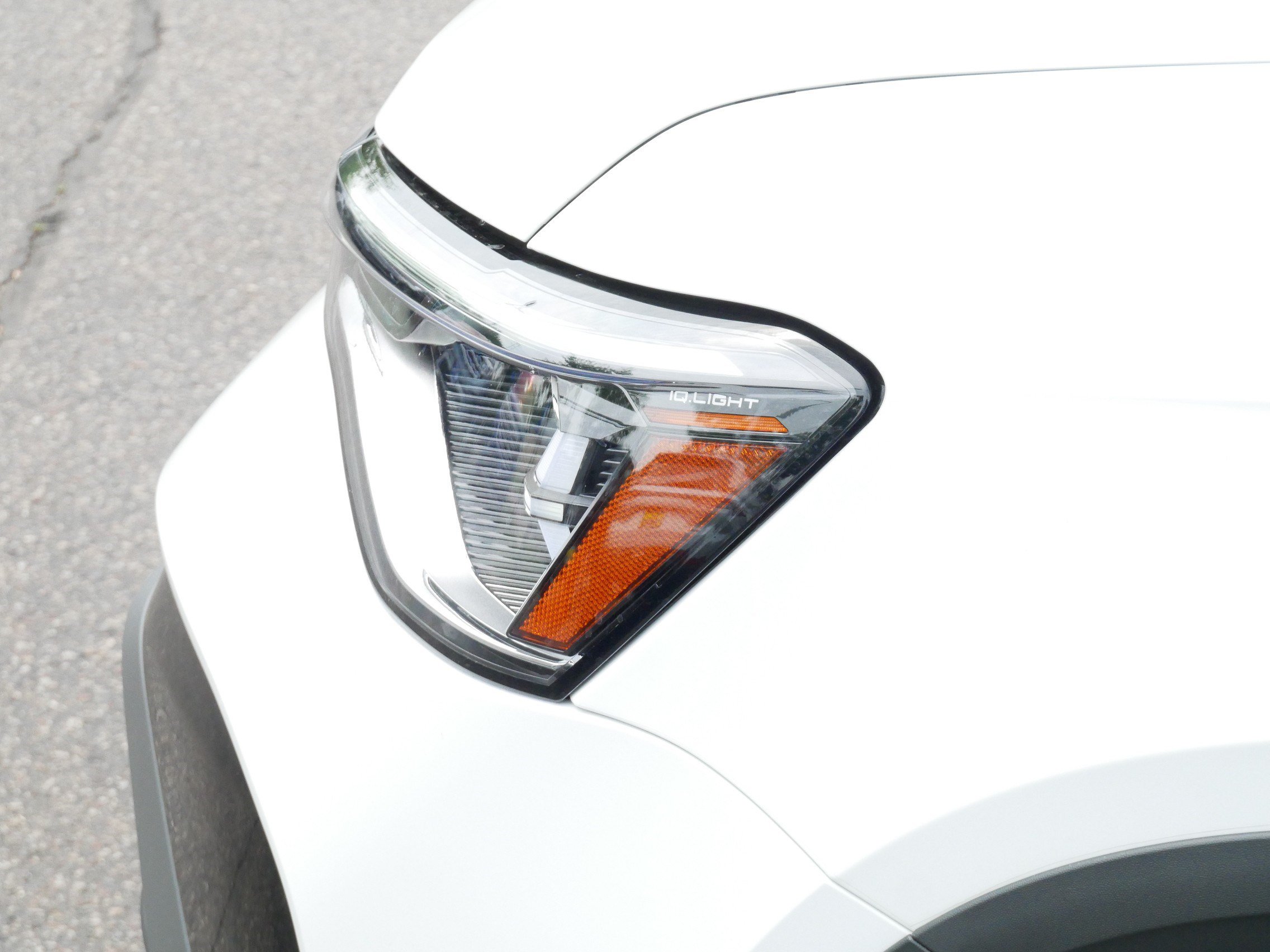 Certified 2025 Volkswagen Taos SE AWD/4WD image 16