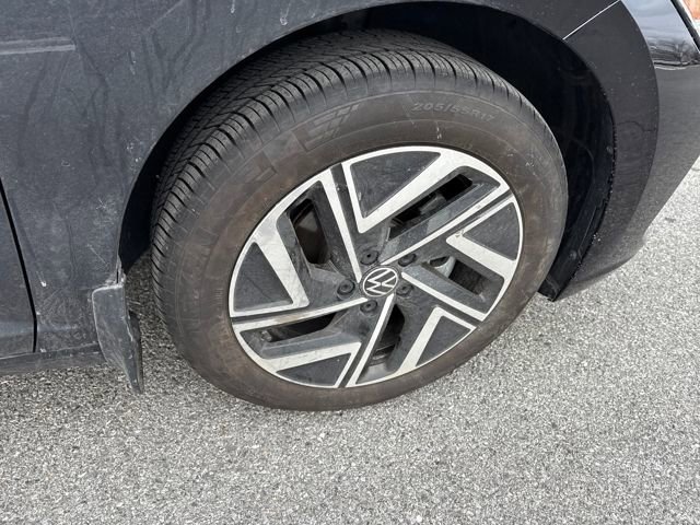 Used 2024 Volkswagen Jetta SEL image 9