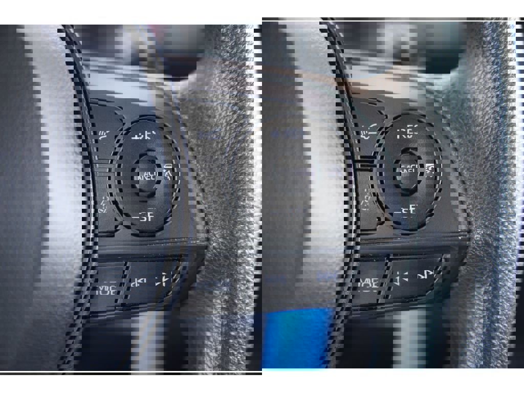 Used 2020 Toyota Corolla LE image 20