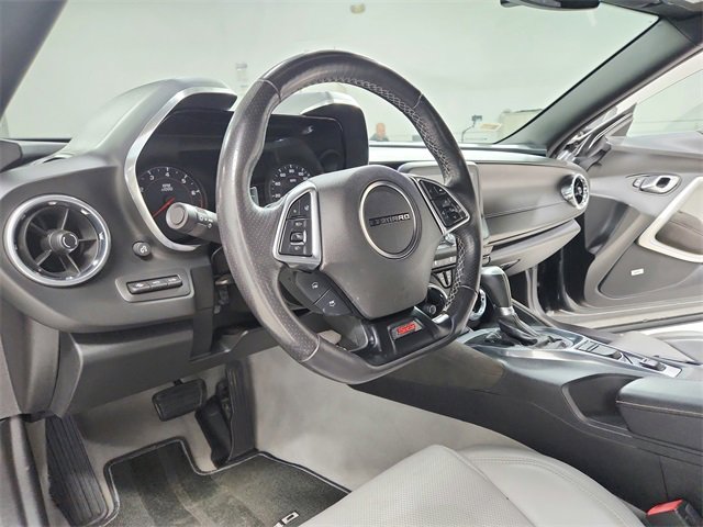 Used 2018 Chevrolet Camaro SS image 18