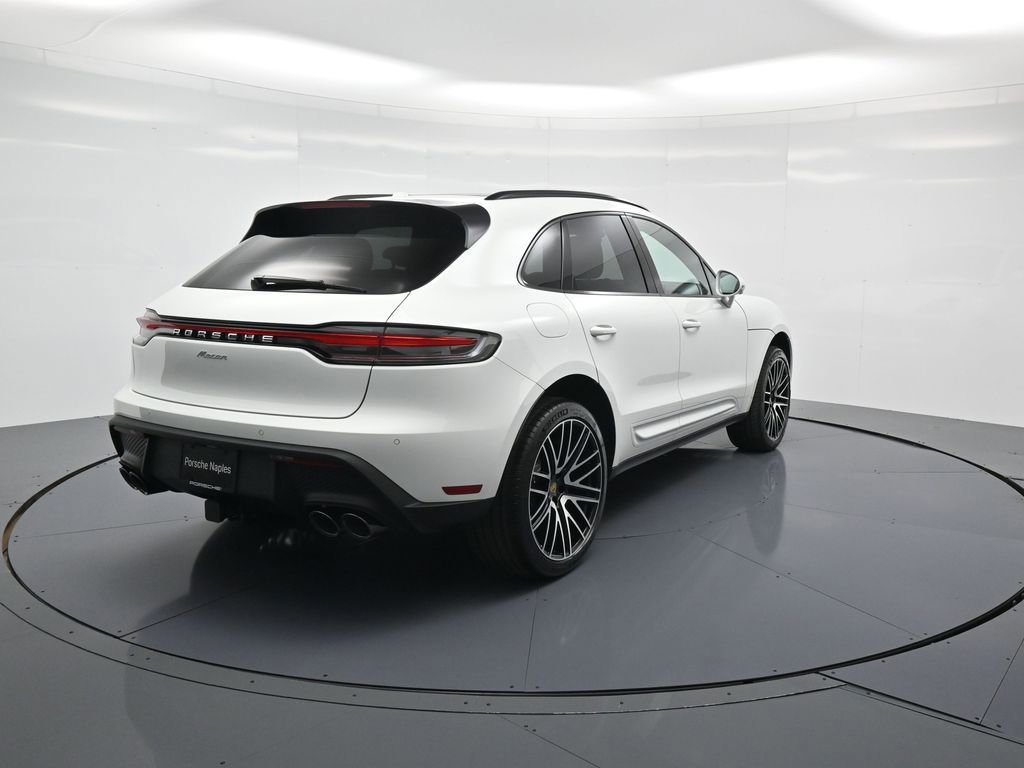 New 2025 Porsche Macan image 27