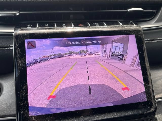 Used 2025 Jeep Grand Cherokee Limited AWD/4WD image 16