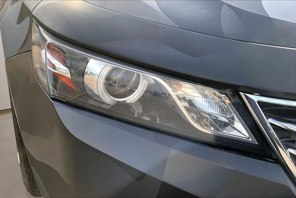 Used 2017 Chevrolet Impala Premier FWD image 30