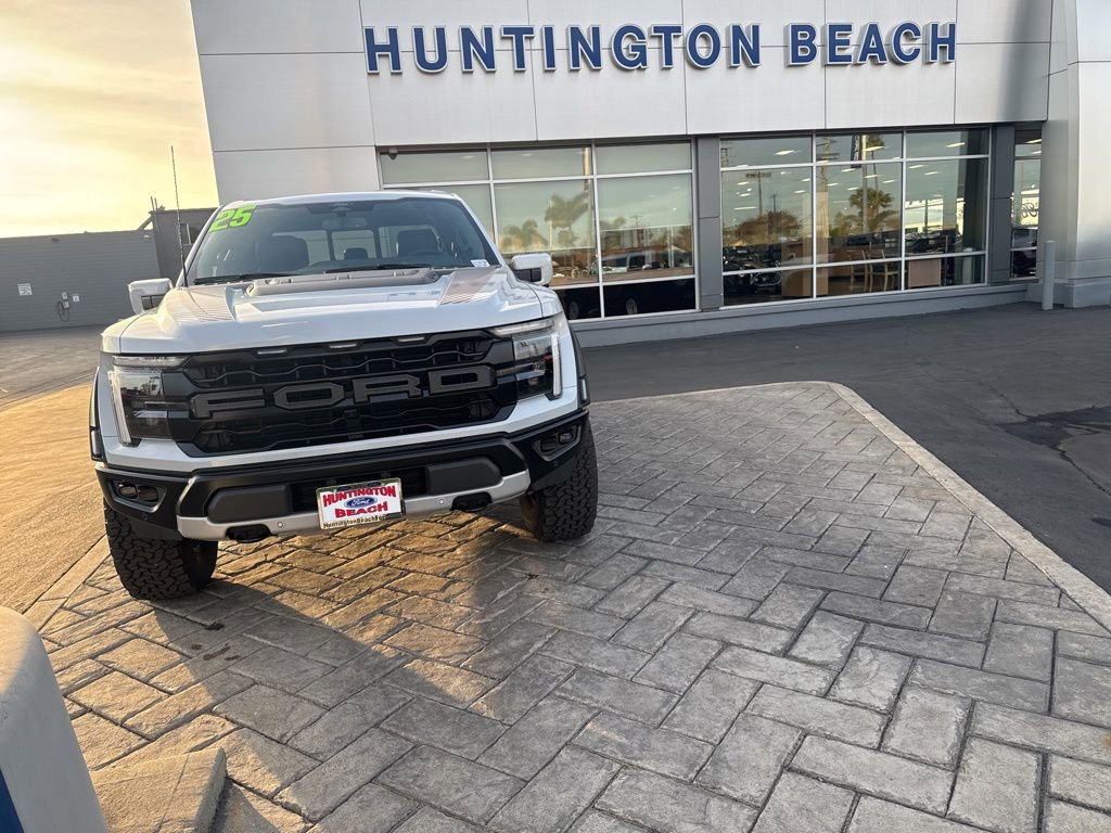 Used 2025 Ford F150 Raptor image 28