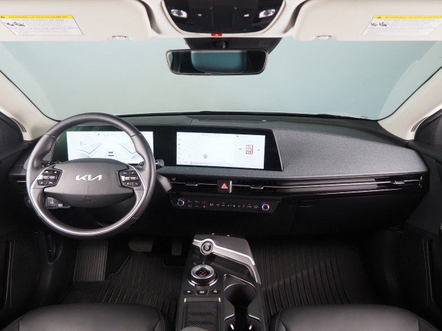 Used 2024 Kia EV6 Light Long Range RWD image 3