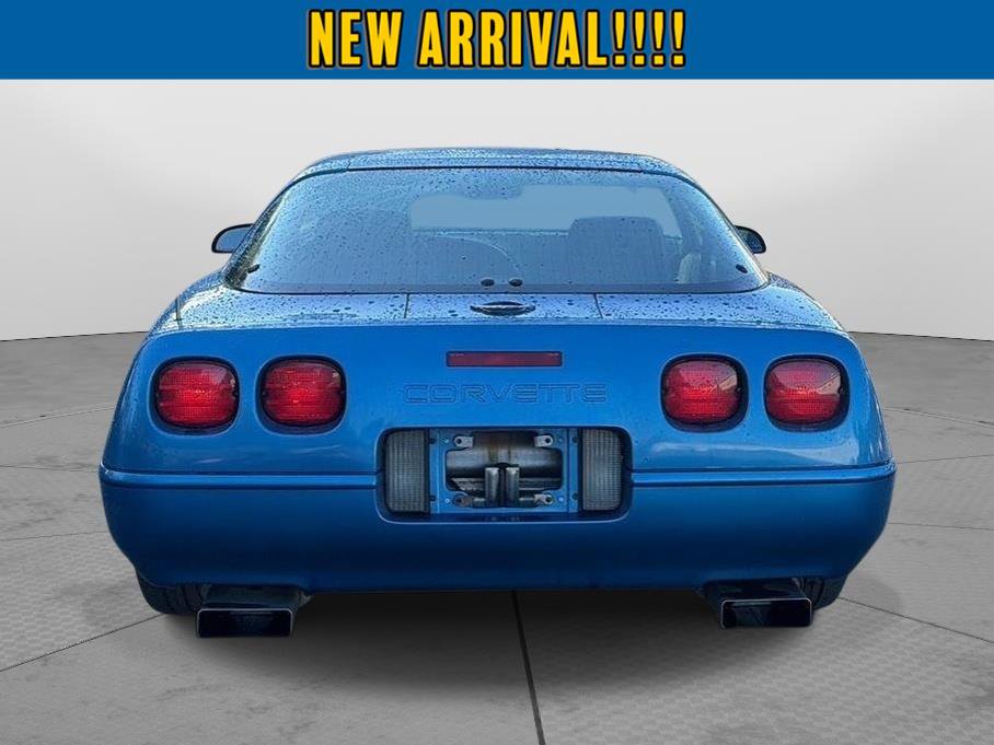 Used 1992 Chevrolet Corvette Coupe RWD image 6