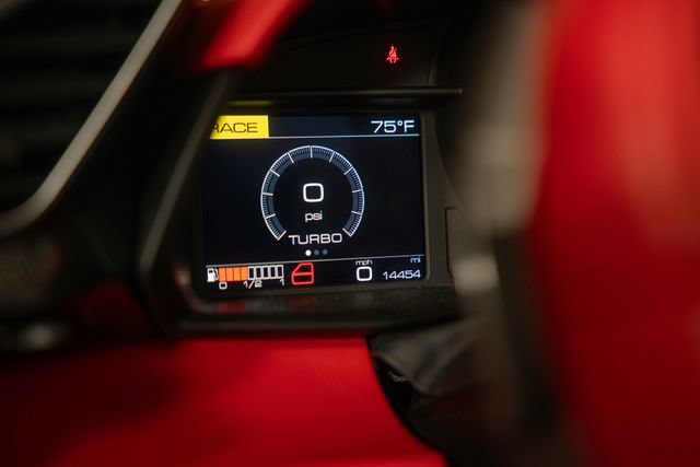 Used 2018 Ferrari 488 Spider RWD image 21