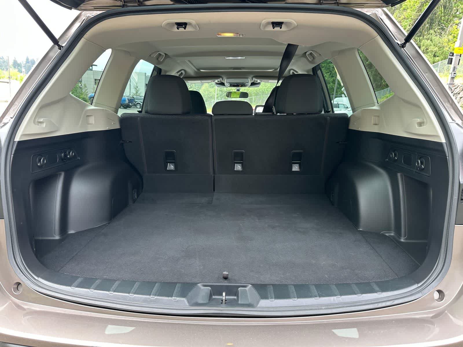 Certified 2022 Subaru Forester Premium AWD/4WD image 30