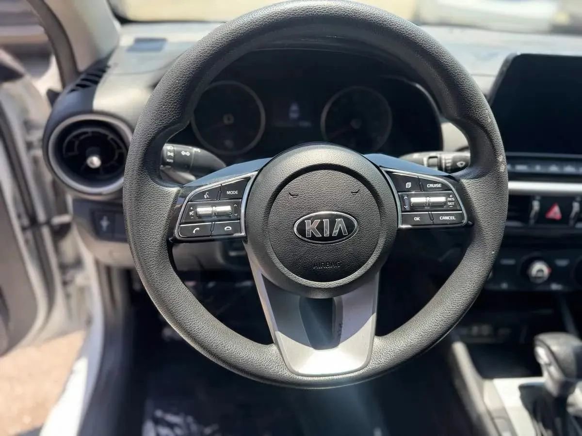 Used 2021 Kia Forte LXS FWD image 14