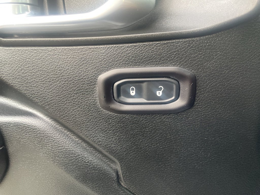 Used 2018 Jeep Wrangler Unlimited Sport S image 20