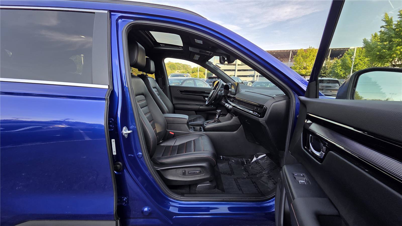 Used 2024 Honda CR-V Sport Touring image 30