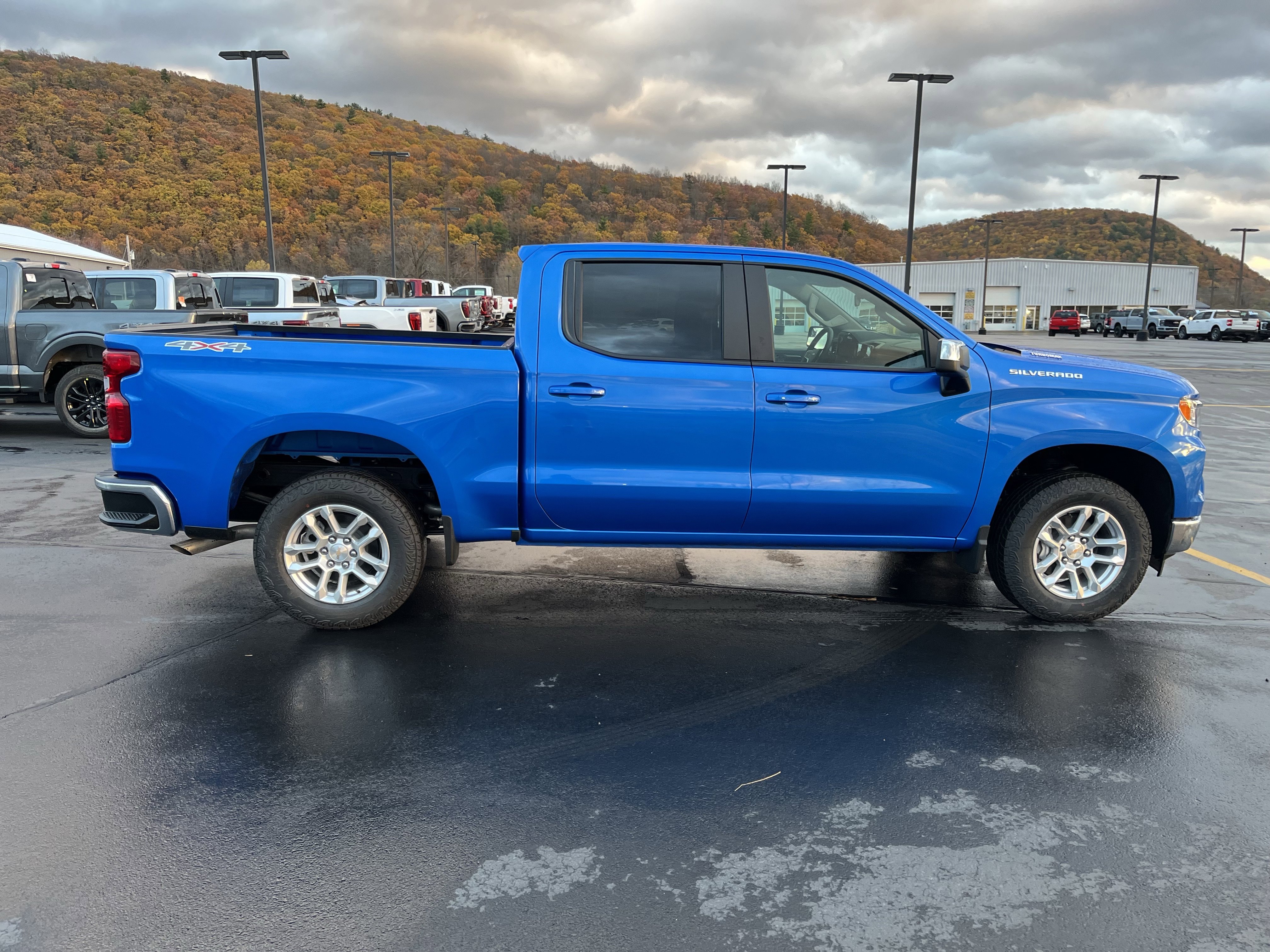 New 2026 Chevrolet Silverado 1500 LT image 28