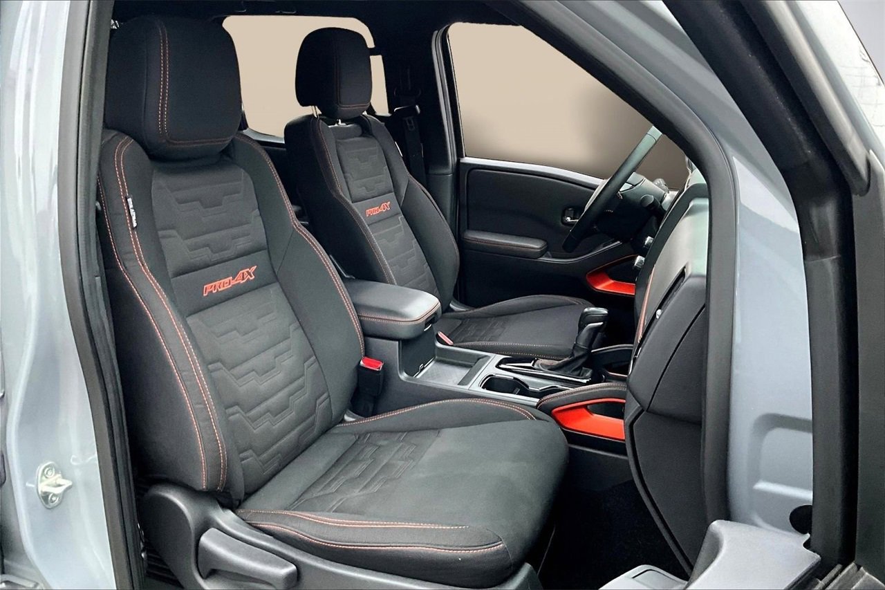 Used 2022 Nissan Frontier PRO-4X w/ Off-Road Protection Package image 22