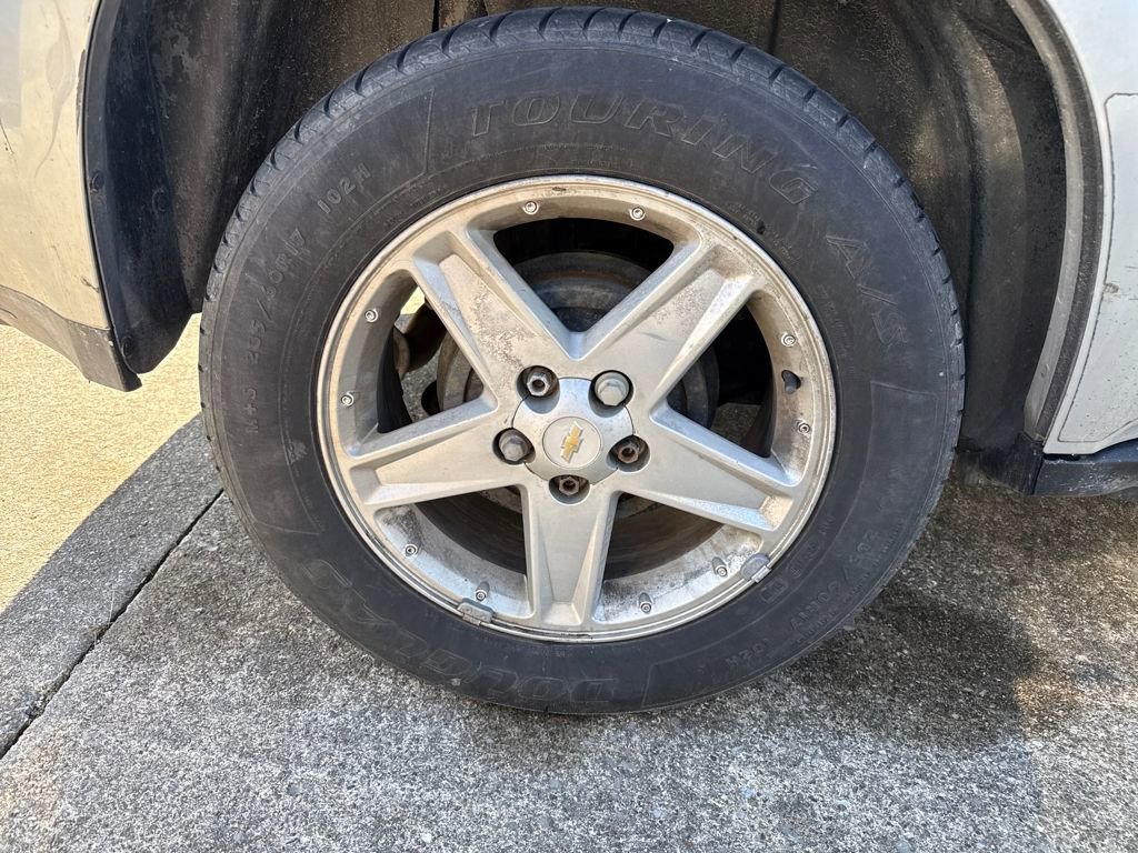 Used 2005 Chevrolet Equinox LT w/ Preferred Equipment Group AWD/4WD image 7