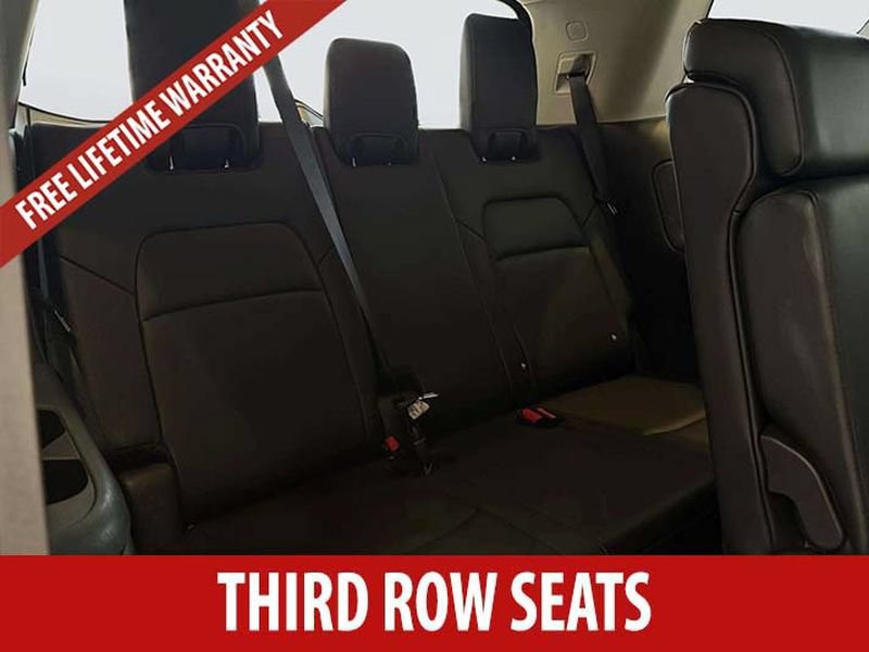 Used 2024 Nissan Pathfinder SL AWD/4WD image 19