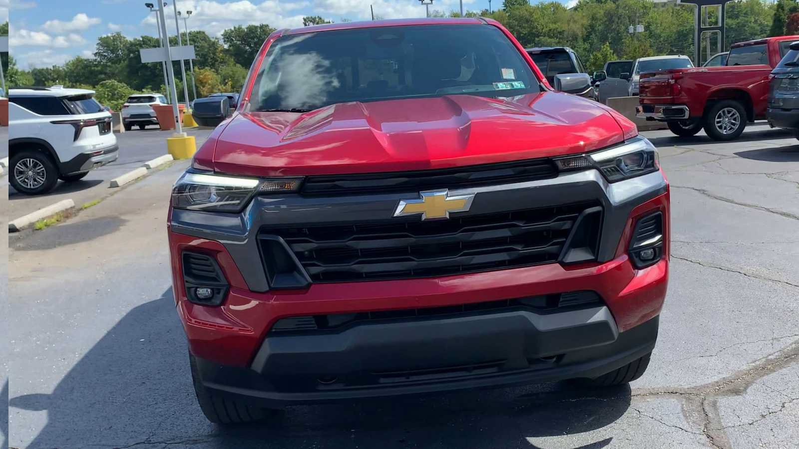Certified 2023 Chevrolet Colorado LT w/ LT Convenience Package III AWD/4WD image 3