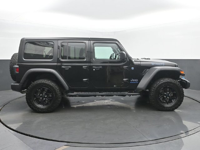 Used 2024 Jeep Wrangler Unlimited AWD/4WD image 6