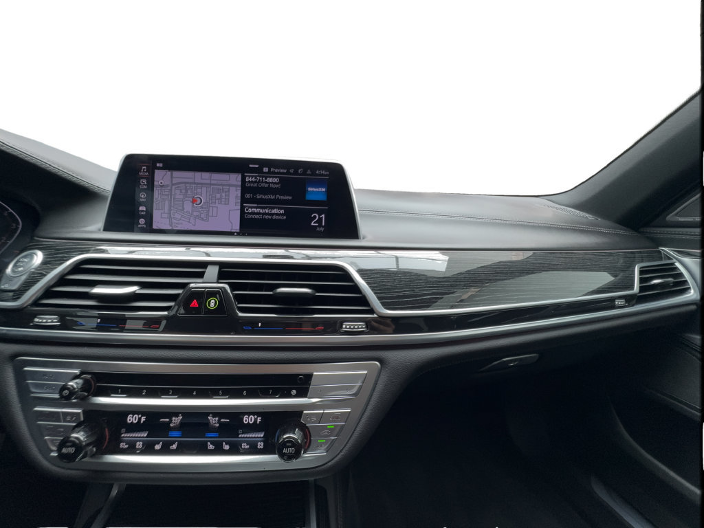 Used 2022 BMW 740i w/ Luxury Rear Seating Package RWD image 47