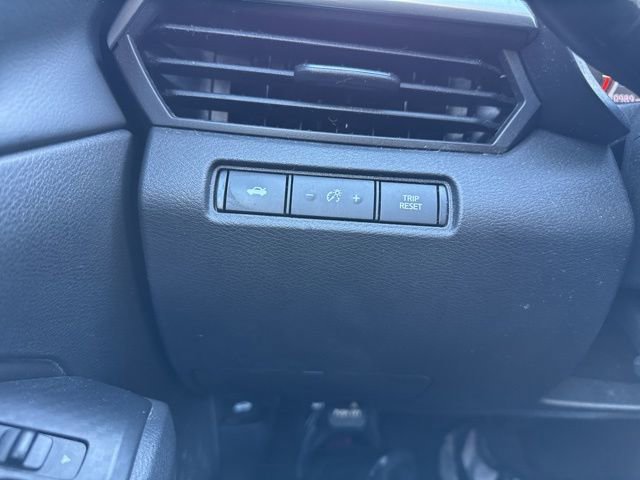 Used 2022 Nissan Altima 2.0 SR image 19