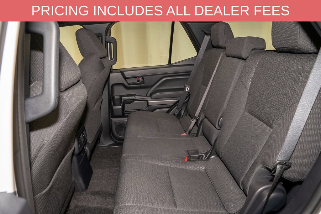 Used 2026 Toyota 4Runner SR5 RWD image 7