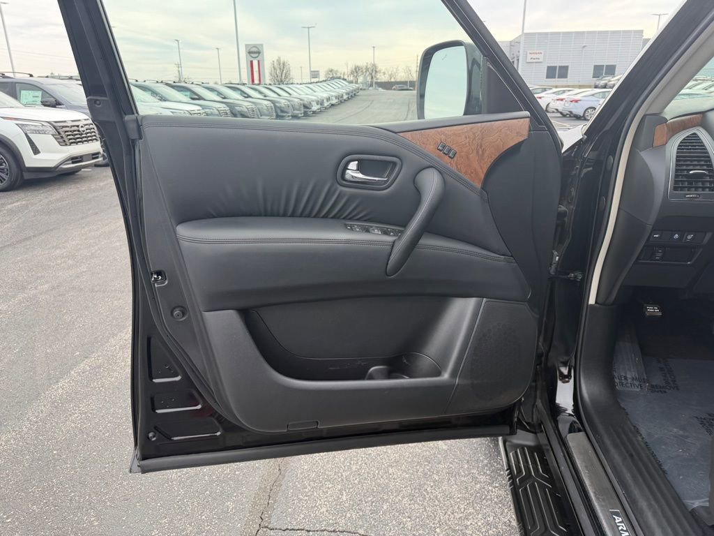 Used 2024 Nissan Armada SL w/ Cargo Package image 12