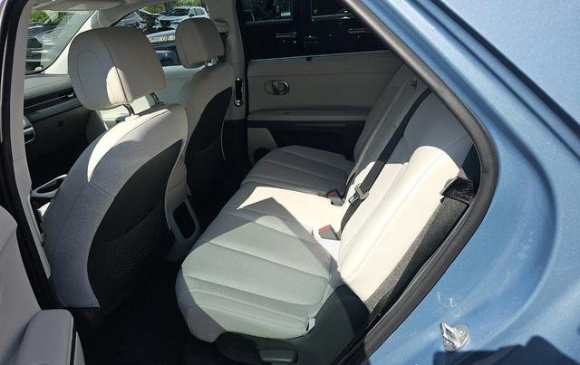 Used 2023 Hyundai Ioniq 5 Limited AWD/4WD image 9