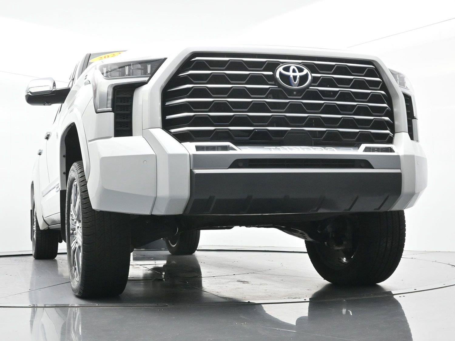 Used 2023 Toyota Tundra Capstone AWD/4WD image 46